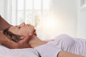 woman getting chiropractic treatment